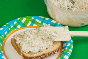 chicken-artichoke-heart-sandwich-spread