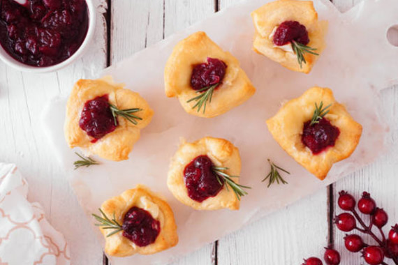 cranberry-brie-bites